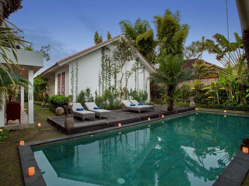 Room & Vespa 2 Seminyak  Ngoại thất bức ảnh
