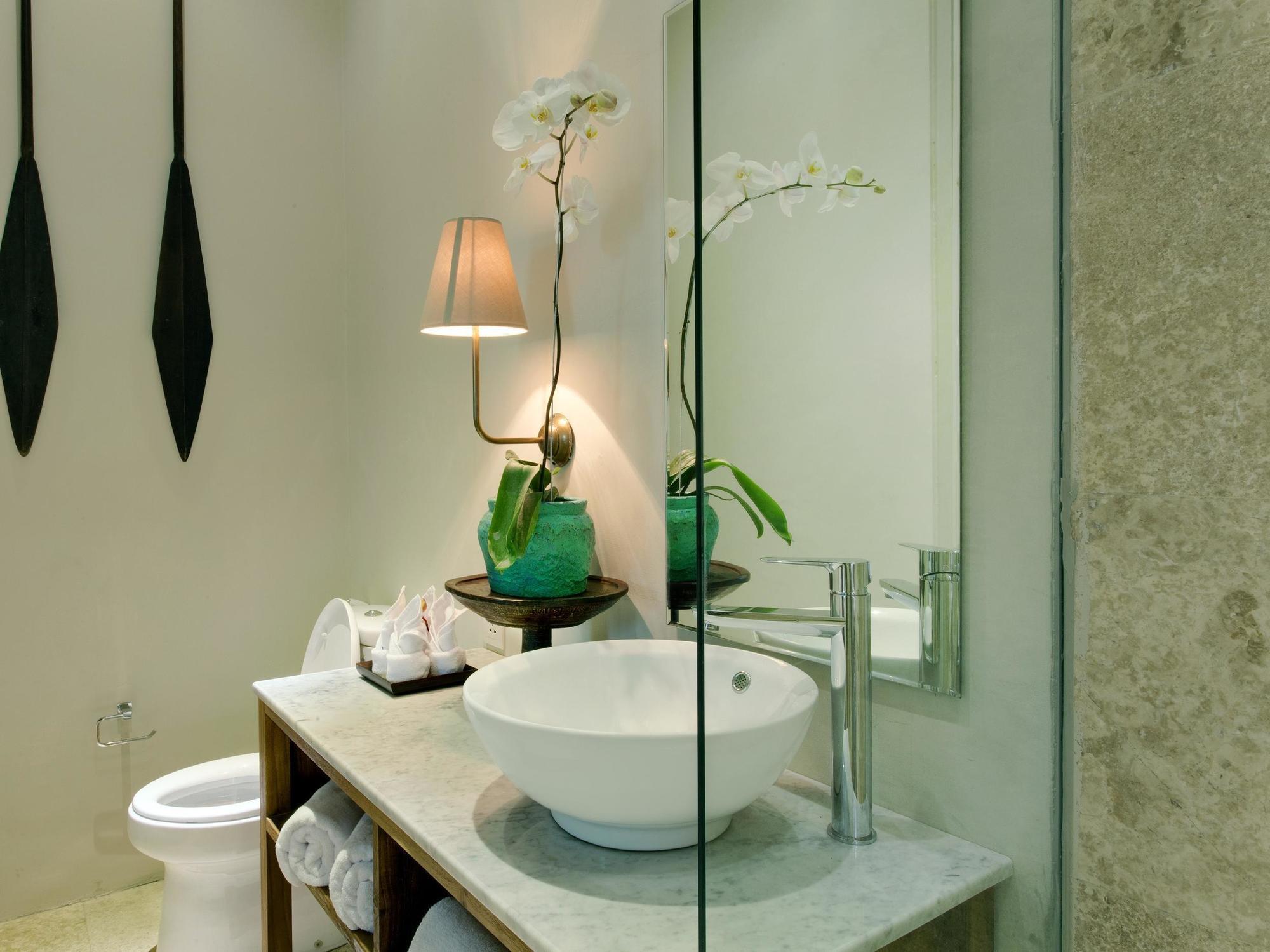 Room & Vespa 2 Seminyak  Ngoại thất bức ảnh
