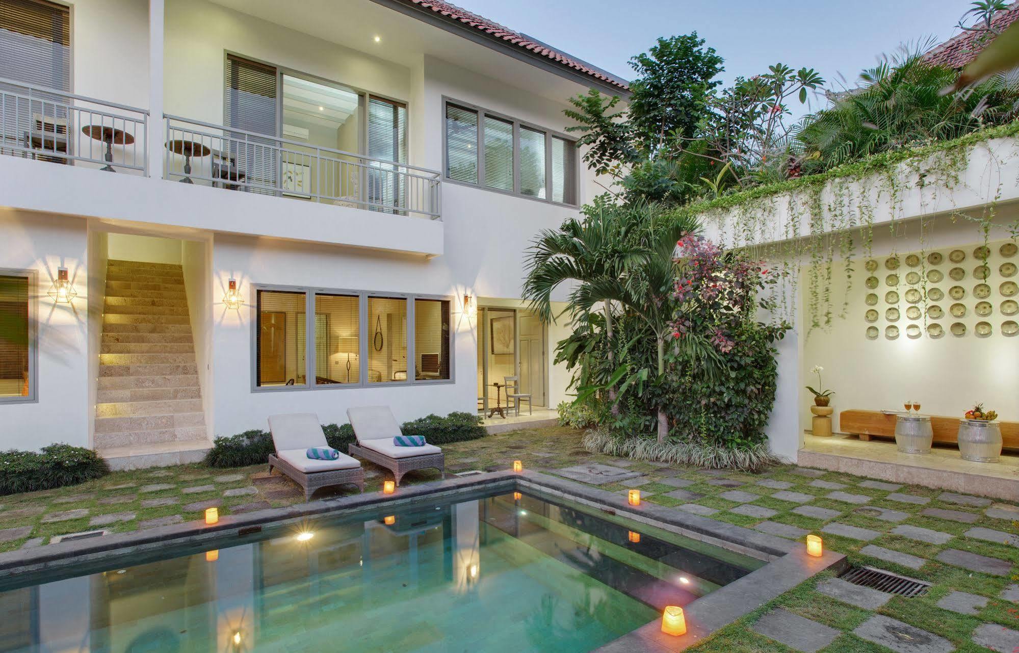 Room & Vespa 2 Seminyak  Ngoại thất bức ảnh